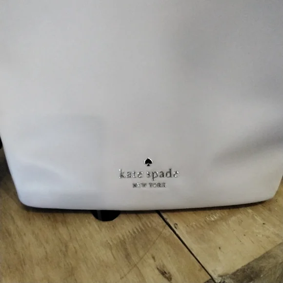 Kate Spade Crossbody Duffle Nwot - Picture 3 of 11
